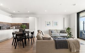 Spacious Modern 1 Bed Apartment.